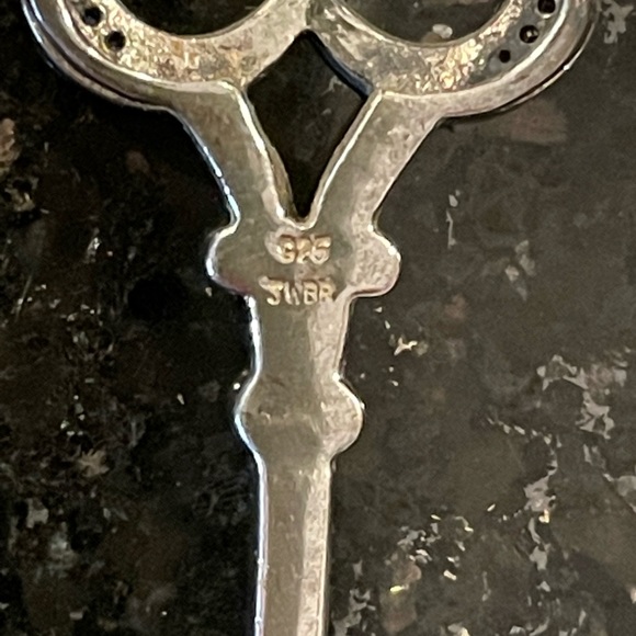 Diamond Key Pendant - Picture 10 of 10